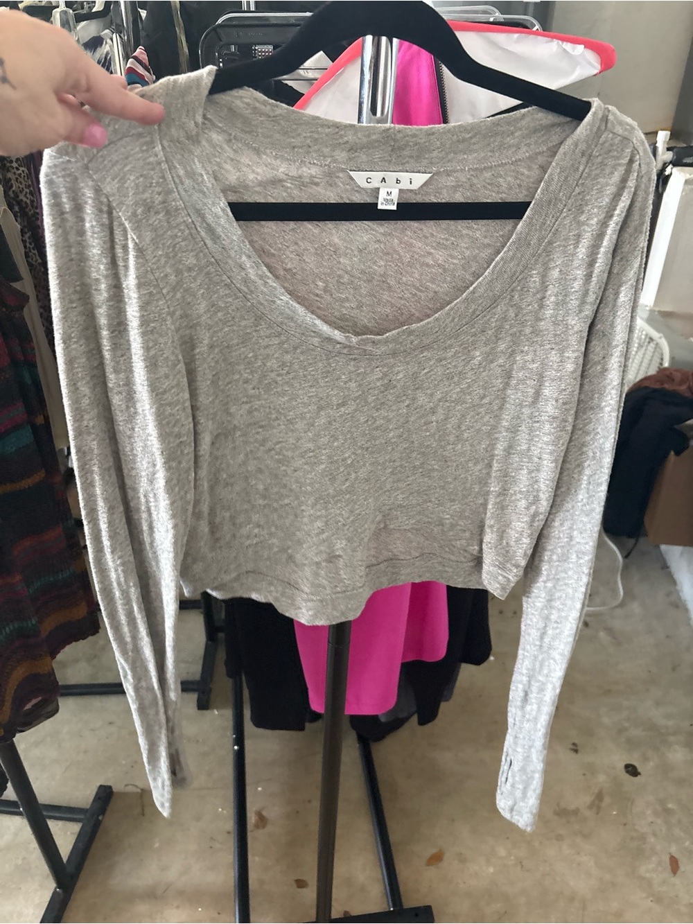 Cabi Cropped Long-Sleeve Scoop Neck Top in Light Heather Gray medium